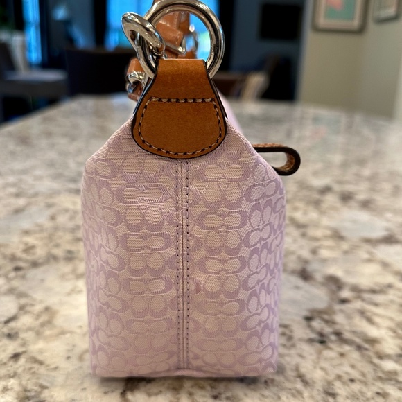 Vintage Never Used Coach Lavender Small Signature C Jacquard Satchel From 2000s - Picture 8 of 14